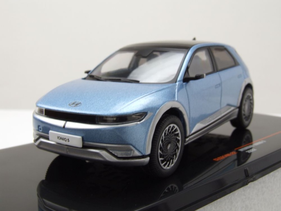 Hyundai Ioniq 5 2022 blau metallic Modellauto 1:43 ixo models