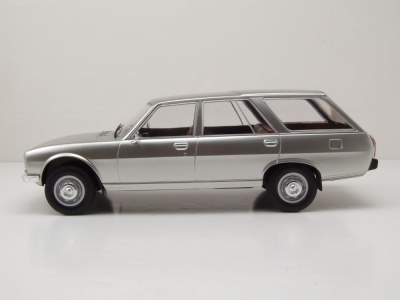 Peugeot 504 Break Kombi 1976 silber Modellauto 1:18 MCG