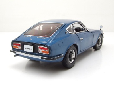 Datsun 240Z Coupe 1972 blau metallic Modellauto 1:18 Sun...