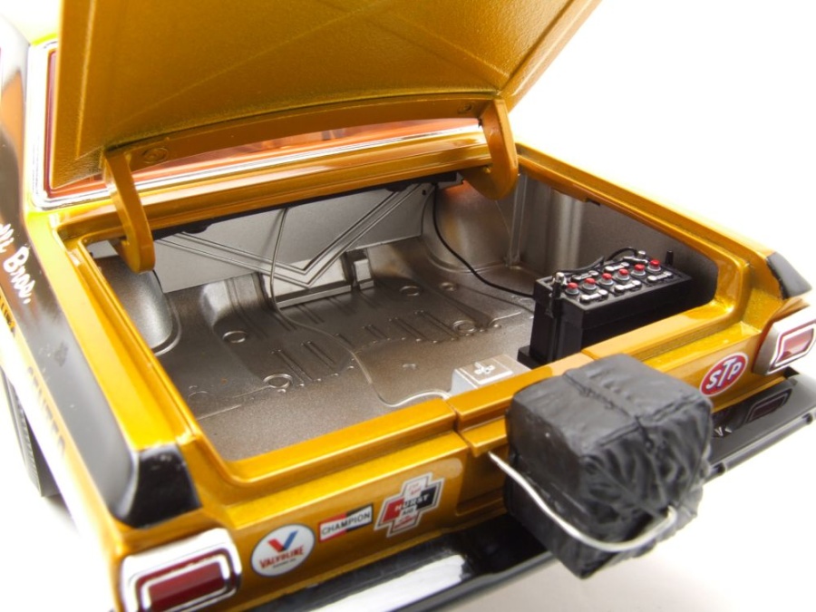 450台限定 1/18 ACME ダッジ ダート AWB 1965 450台限定 1/18 ACME ダッジ ダート AWB 1965