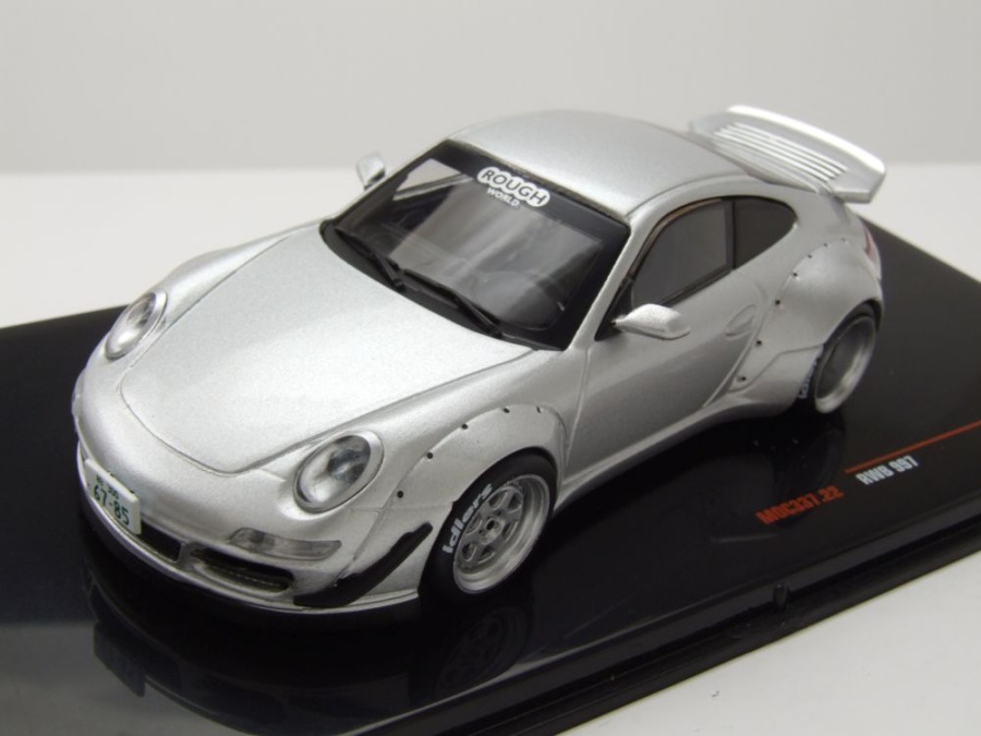 Schuco 1:64 Porsche 911 (930) Turbo rose 452014500 modèle voiture