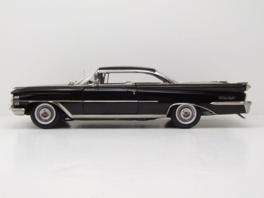 105-007 サンスター 1/18 Oldsmobile 98 HardTop 105-007 サンスター 1