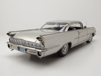 Oldsmobile 98 Ninety Eight Hardtop 1959 silber Modellauto 1:18 Sun Star