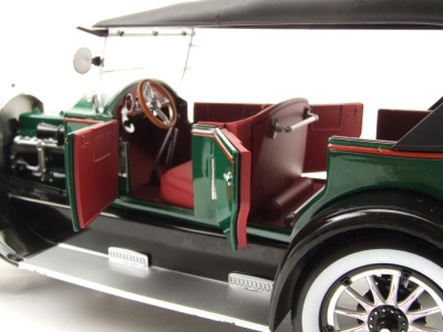 Buick Model 25 1925 grün schwarz Modellauto 1:18 Sun Star