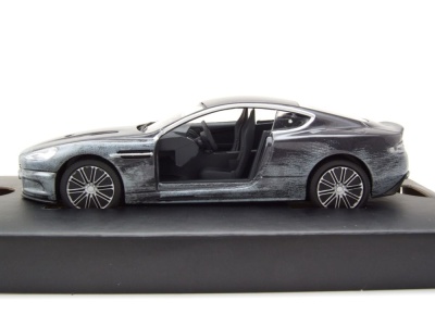 Aston Martin DBS RHD silber mit Einsatzspuren James Bond Quantum of Solace Modellauto 1:36 Corgi