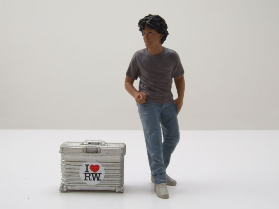 Figur RWB Legend Akira Nakai-San Koffer für 1:18 Modelle American Diorama