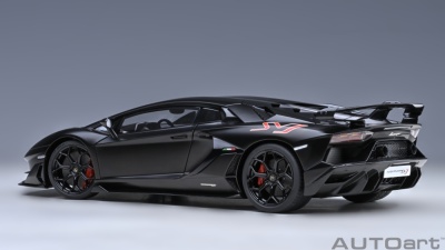 Lamborghini Aventador SVJ 2019 matt schwarz Modellauto...