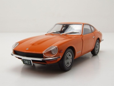 Datsun 240 Z RHD 1969 orange Modellauto 1:24 Whitebox