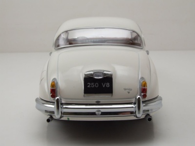 Daimler 250 V6 LHD 1962 weiß Modellauto 1:18 KK Scale