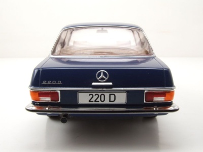 Mercedes 220 D /8 Strichachter W115 1968 dunkelblau Modellauto 1:18 MCG