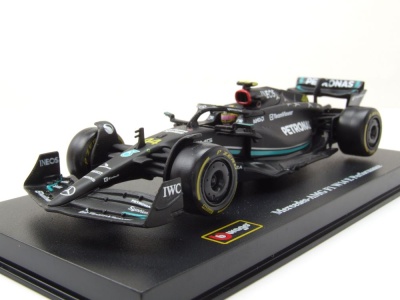 Mercedes AMG W14 E Formel 1 2023 #44 Hamilton mit Figur Modellauto 1:43 Bburago
