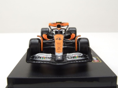 McLaren MCL60 Formel 1 2023 #4 Norris mit Figur Modellauto 1:43 Bburago