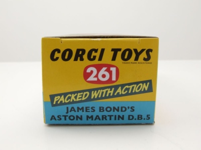 Aston Martin DB5 silber James Bond 007 Goldfinger Modellauto 1:43 Corgi