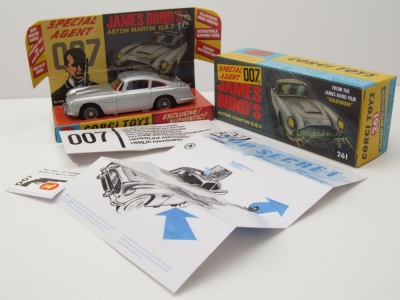 Aston Martin DB5 silber James Bond 007 Goldfinger Modellauto 1:43 Corgi