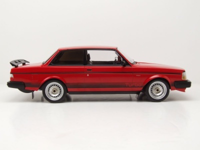 Volvo 240 Turbo Custom 1987 rot Modellauto 1:18 ixo models