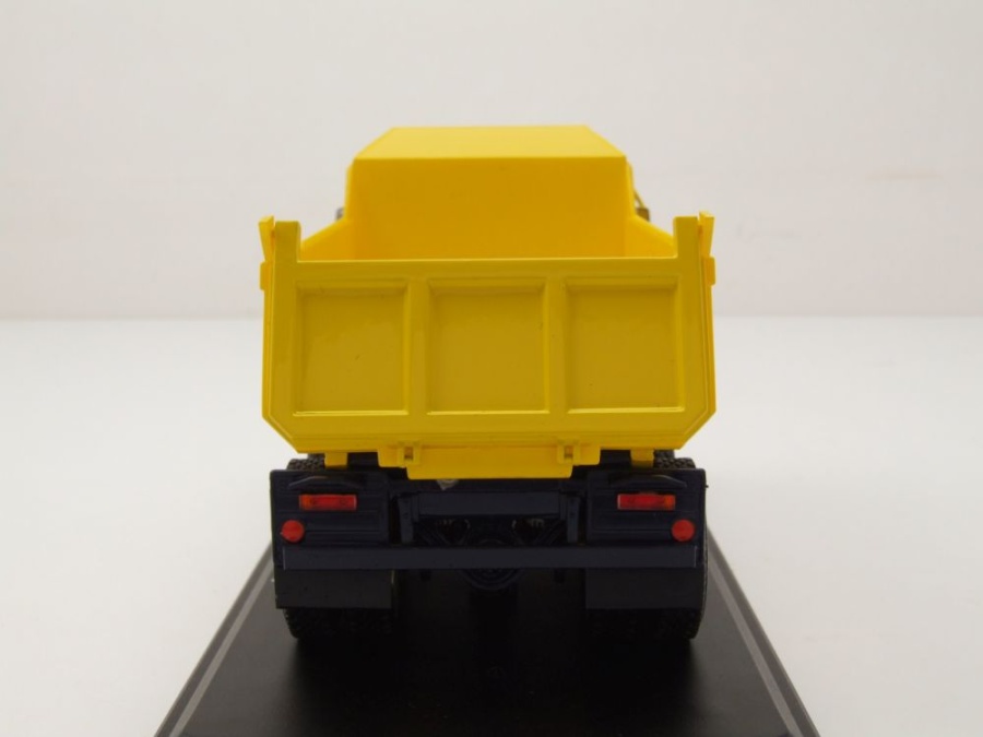 CAMION À BENNE basculante Tatra 815 S1 au 1:43 de Premium ClassiXXs