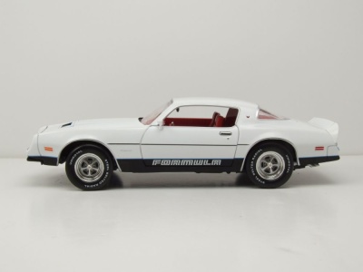 Pontiac Firebird Formula 1977 weiß Modellauto 1:18 Auto World