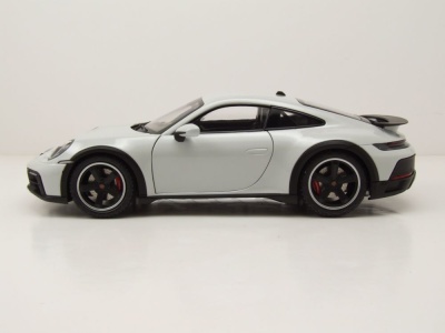 Porsche 911 Dakar 2022 grau metallic Modellauto 1:18 Minichamps