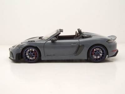Porsche Spyder RS Weissach Package 2024 grau Modellauto 1:18 Minichamps