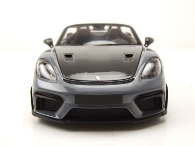 Porsche Spyder RS Weissach Package 2024 grau Modellauto 1:18 Minichamps