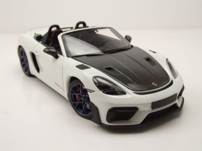 Porsche Spyder RS Weissach Package 2024 weiß Modellauto 1:18 Minichamps