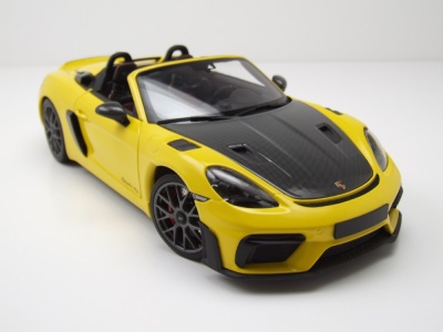 Porsche Spyder RS Weissach Package 2024 gelb Modellauto 1:18 Minichamps