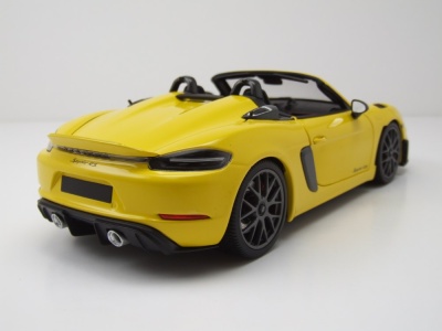 Porsche Spyder RS Weissach Package 2024 gelb Modellauto...