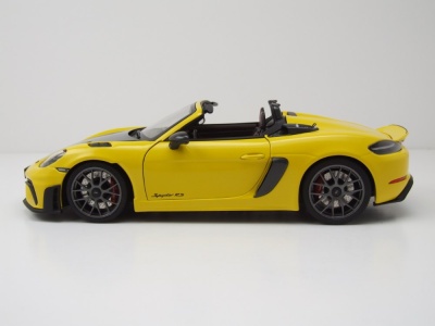 Porsche Spyder RS Weissach Package 2024 gelb Modellauto 1:18 Minichamps
