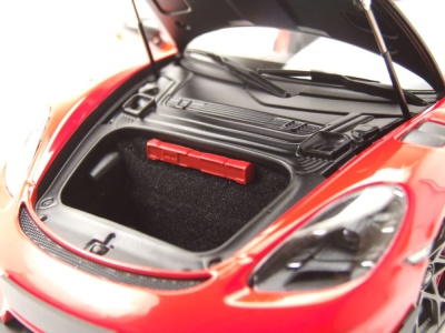 Porsche Cayman GT4 RS Weissach Package 2024 rot Modellauto 1:18 Minichamps