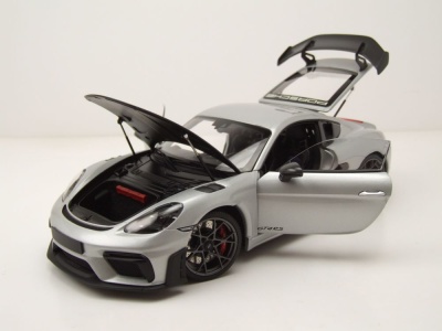 Porsche Cayman GT4 RS Weissach Package 2024 silber Modellauto 1:18 Minichamps
