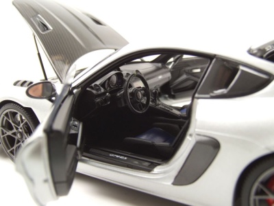 Porsche Cayman GT4 RS Weissach Package 2024 silber Modellauto 1:18 Minichamps