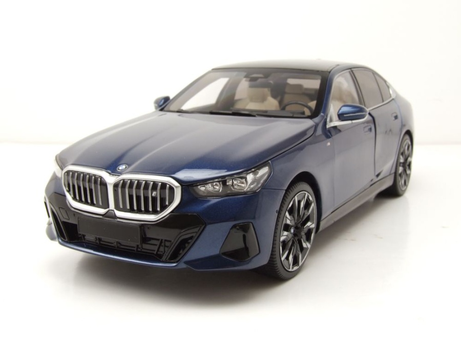 BMW i5 2023 blau metallic Modellauto 1:18 Minichamps