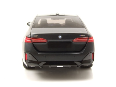 BMW i5 2023 matt grau Modellauto 1:18 Minichamps