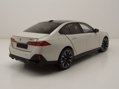 BMW i5 2023 weiß metallic Modellauto 1:18 Minichamps