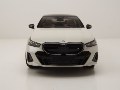 BMW i5 2023 weiß metallic Modellauto 1:18 Minichamps
