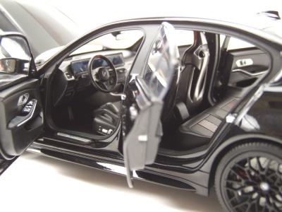 BMW M3 CS 2023 schwarz metallic Modellauto 1:18 Minichamps
