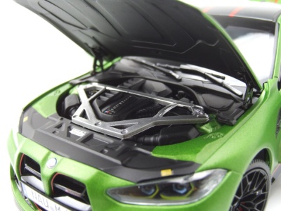 BMW M4 CSL 2022 matt grün metallic Modellauto 1:18 Minichamps