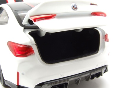 BMW M4 CSL 2023 weiß Modellauto 1:18 Minichamps