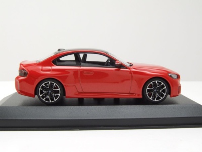 BMW M2 2023 rot metallic Modellauto 1:43 Minichamps