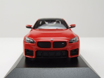 BMW M2 2023 rot metallic Modellauto 1:43 Minichamps
