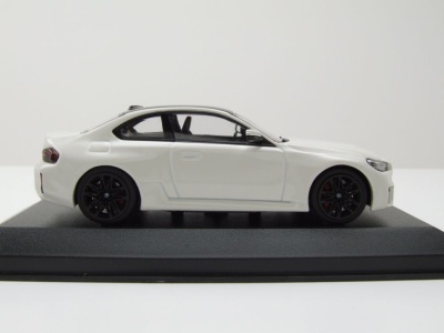 BMW M2 2023 weiß Modellauto 1:43 Minichamps