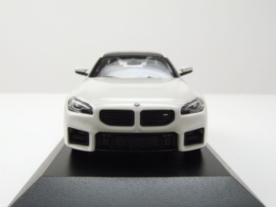 BMW M2 2023 weiß Modellauto 1:43 Minichamps