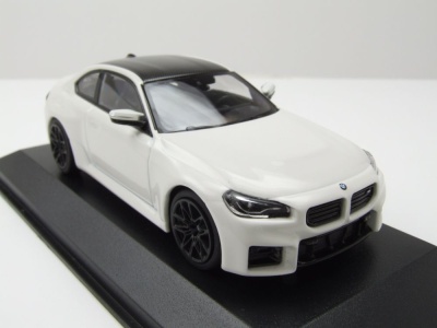BMW M2 2023 weiß Modellauto 1:43 Minichamps
