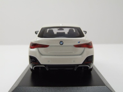 Modellauto BMW I4 M50 2023 weiß metallic 1:43 Minichamps bei