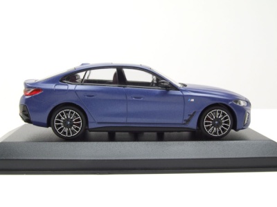 BMW I4 M50 2023 matt blau Modellauto 1:43 Minichamps