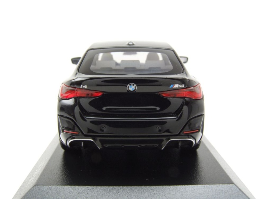 Modellauto BMW I4 M50 2022 schwarz metallic 1:43 Minichamps bei