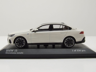 BMW I5 2023 weiß metallic Modellauto 1:43 Minichamps