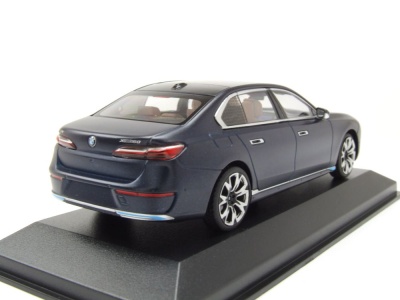 BMW I7 2023 matt blau metallic Modellauto 1:43 Minichamps