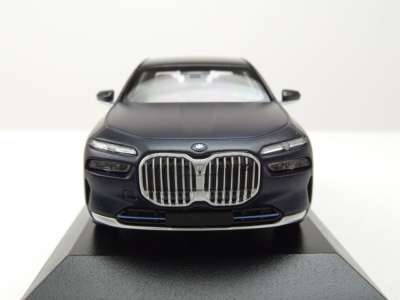 BMW I7 2023 matt blau metallic Modellauto 1:43 Minichamps