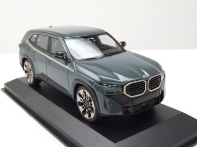 BMW XM 2023 grün metallic Modellauto 1:43 Minichamps